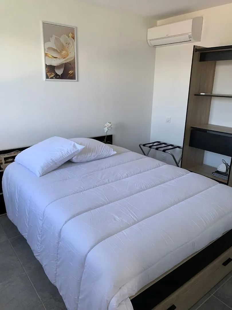 Maisonnette De Michelle - Peace And Quiet La Gaude 0*,